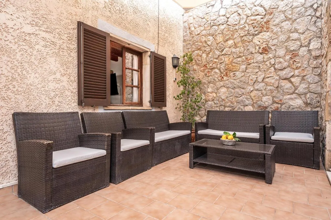Villa Agnes Pollenca 0*,